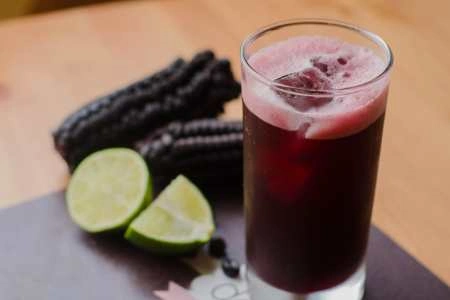 refresco de maíz morado